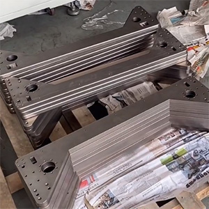 厚20mm鋼板矯平機，長1米高精密零件整平機，矯平精度5絲內(nèi)